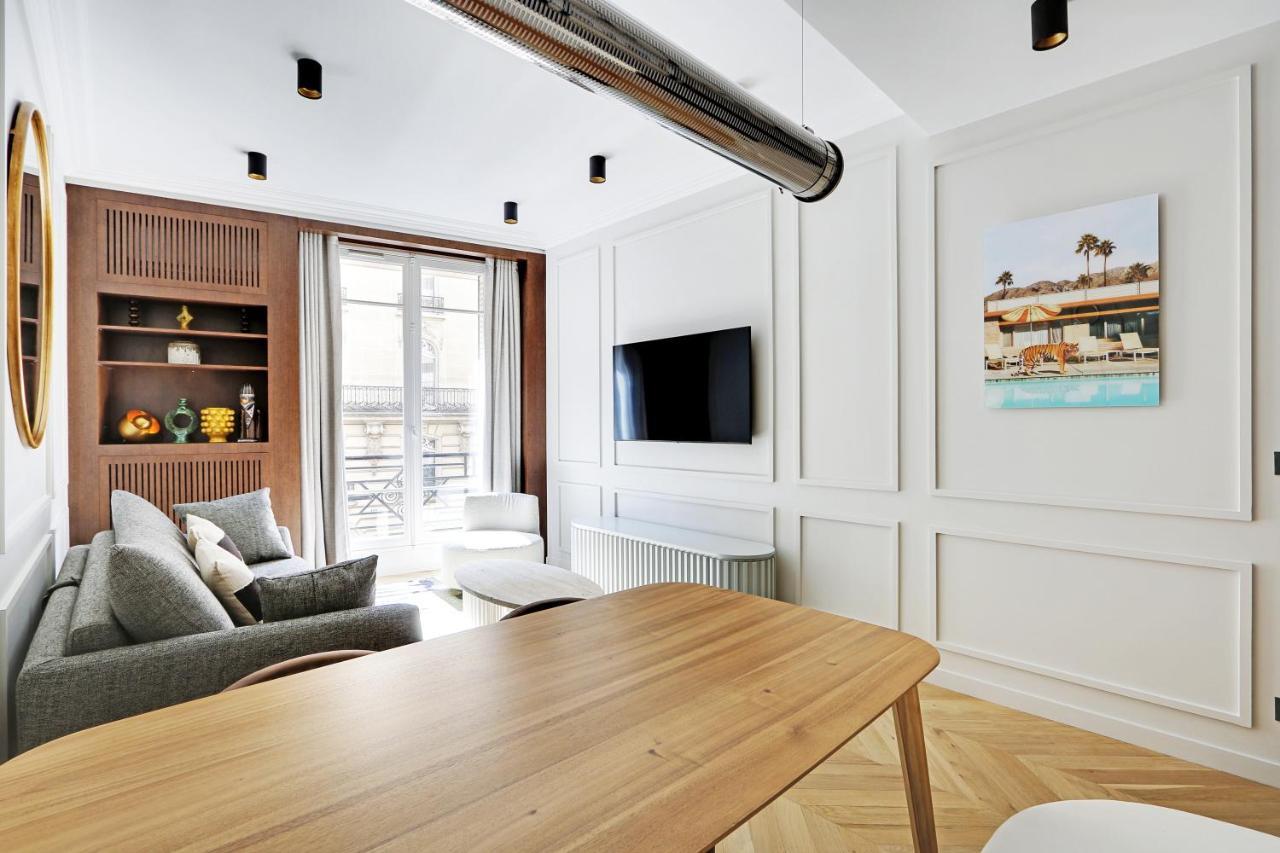 Pick A Flat'S Apartment In Triangle D'Or - Pierre 1Er De Serbie Paris Eksteriør billede