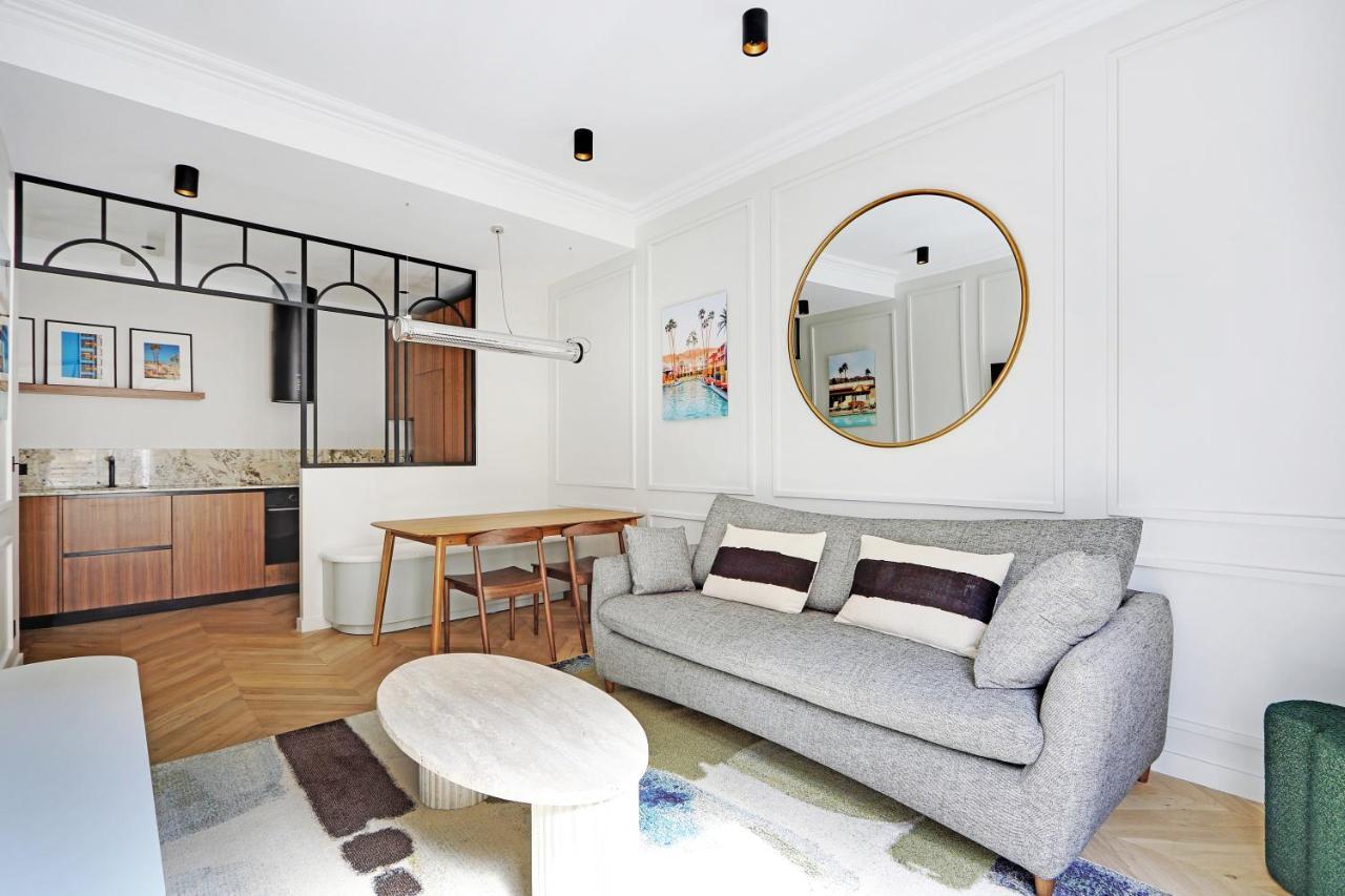 Pick A Flat'S Apartment In Triangle D'Or - Pierre 1Er De Serbie Paris Eksteriør billede