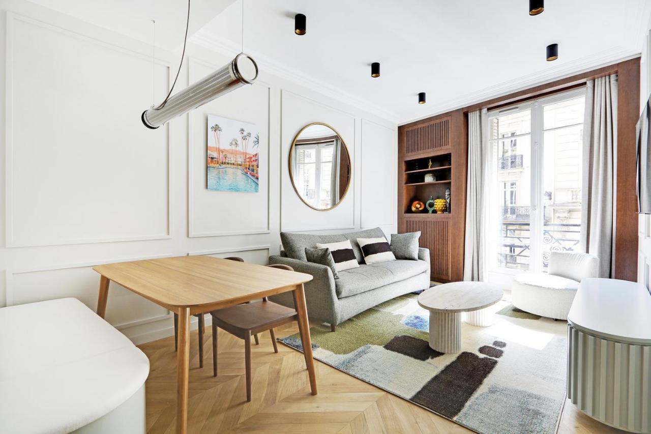Pick A Flat'S Apartment In Triangle D'Or - Pierre 1Er De Serbie Paris Eksteriør billede