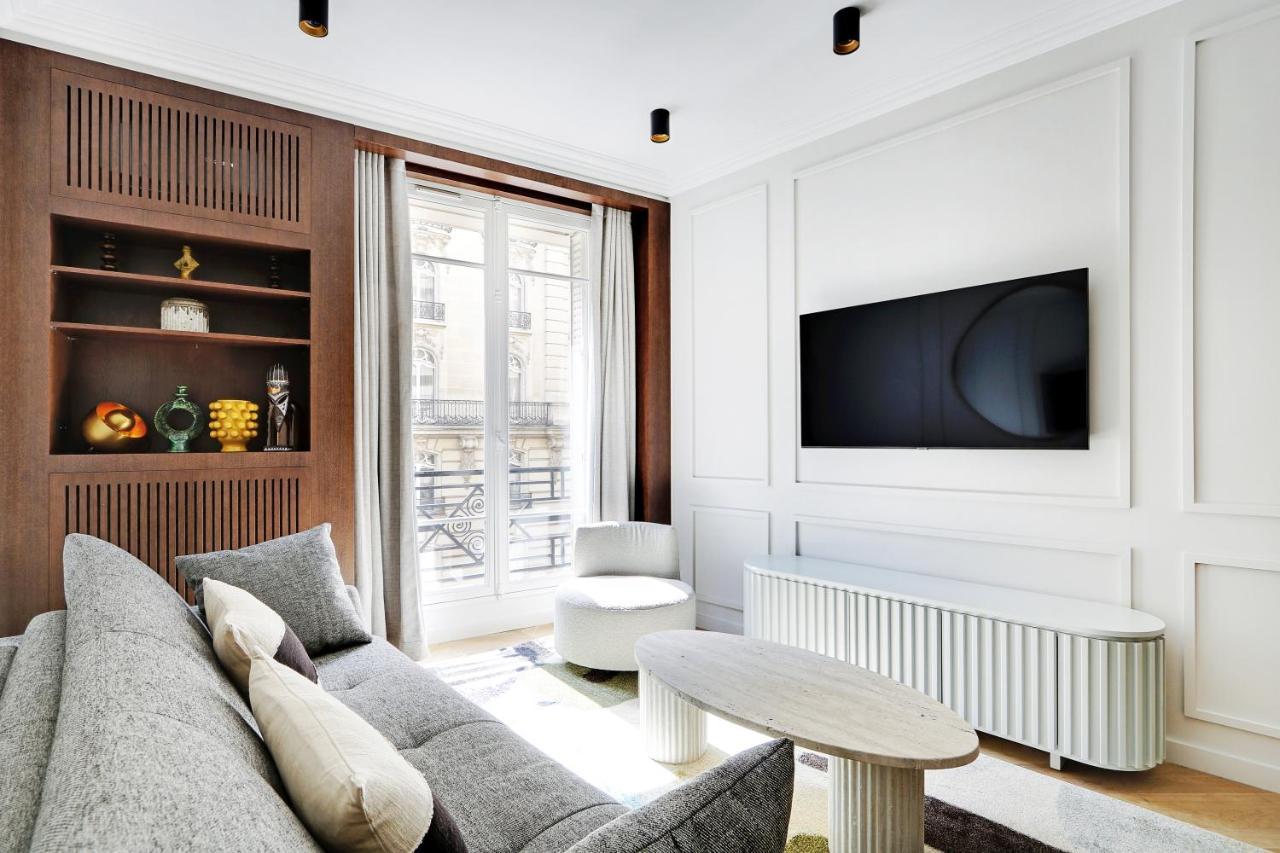 Pick A Flat'S Apartment In Triangle D'Or - Pierre 1Er De Serbie Paris Eksteriør billede